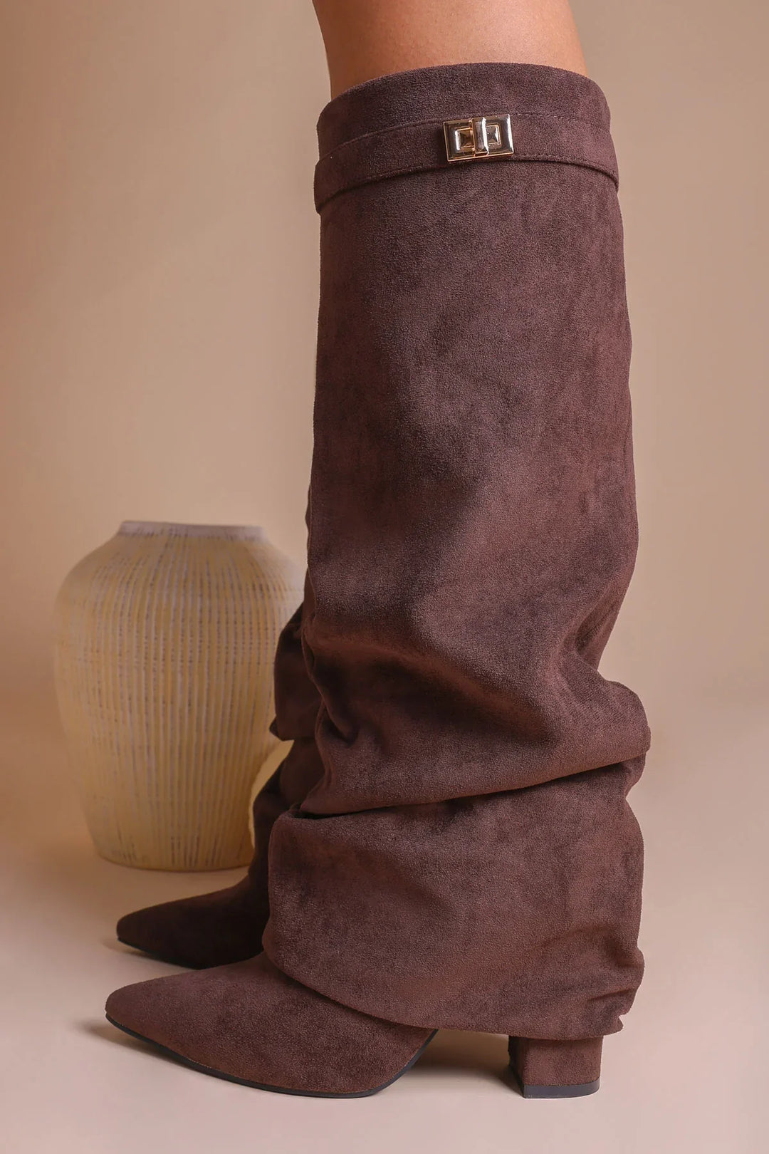 Eloise - Slouchy Knee-High Suede Boots - Brown