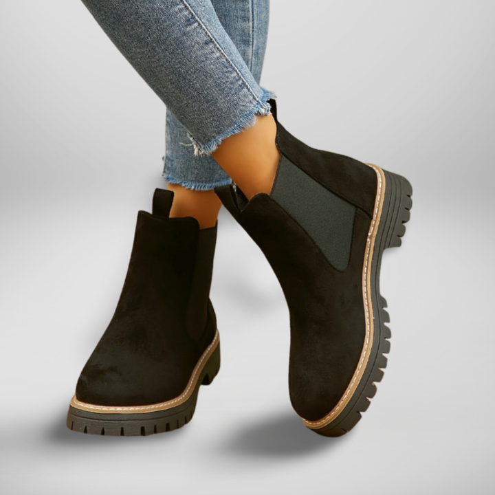 Rhea - Comfortable Chelsea Boots