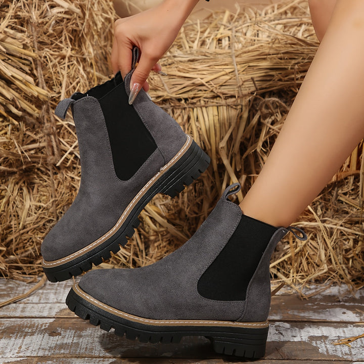Rhea Chelsea Boots – Comfort That Never Quits