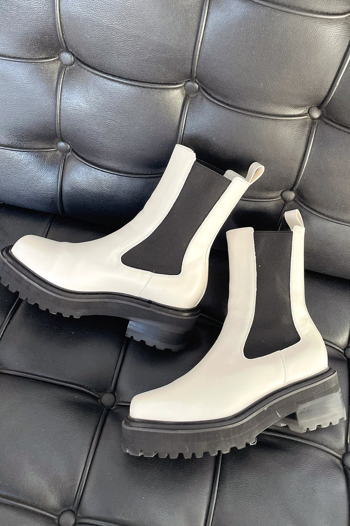 Robyn - Two-Tone Ankle Boots