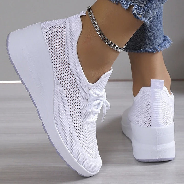 MILA - Comfortable & Orthopedic Sneakers