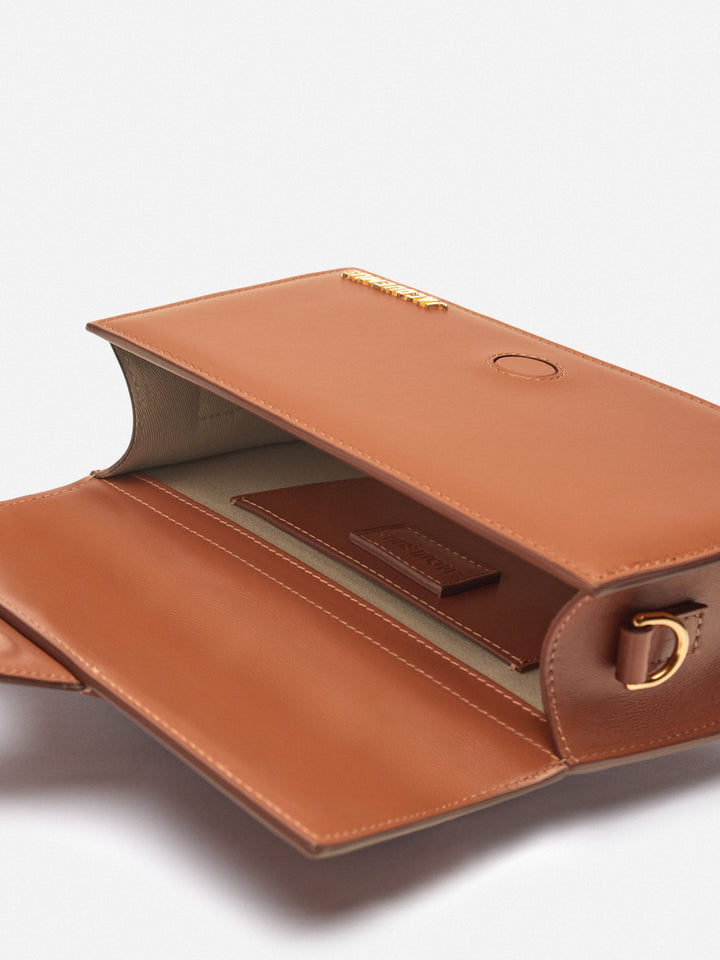 JACQUEMUS | The Large Bambino