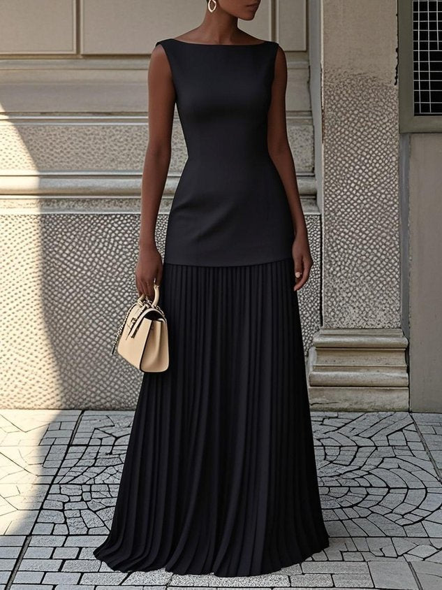 Lavish | Sleeveless Pleated Maxi Dress