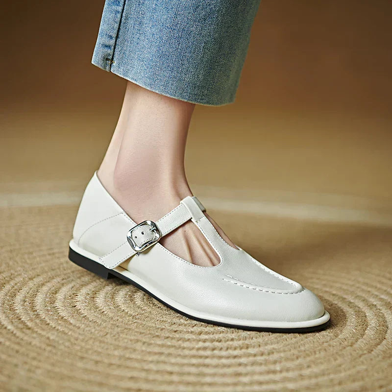 Eleanor&Grace™| Selvana Low Heeled Pumps