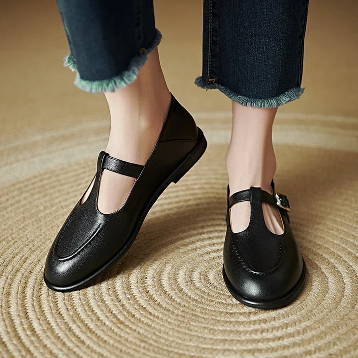 Eleanor&Grace™| Selvana Low Heeled Pumps