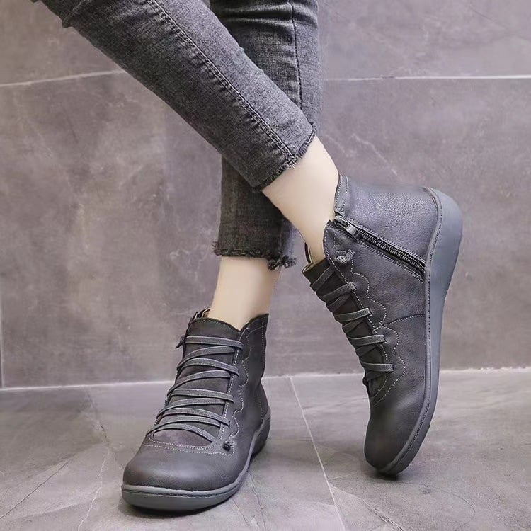 Comfortable support boots