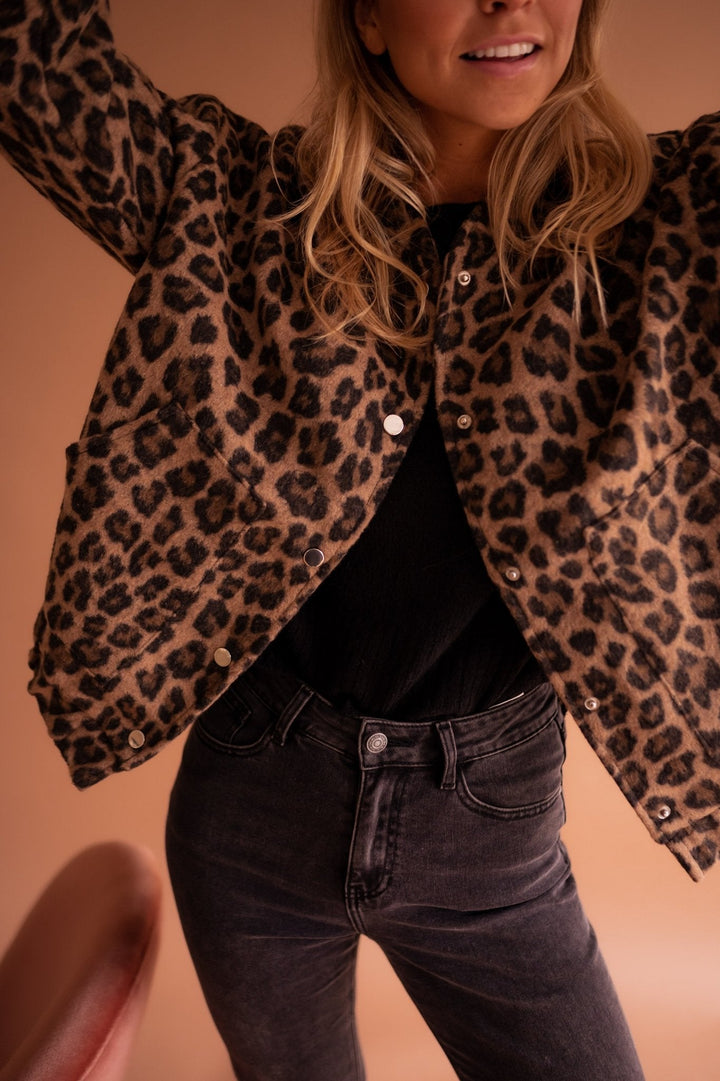 Elodie | Stylish Leopard Print Jacket