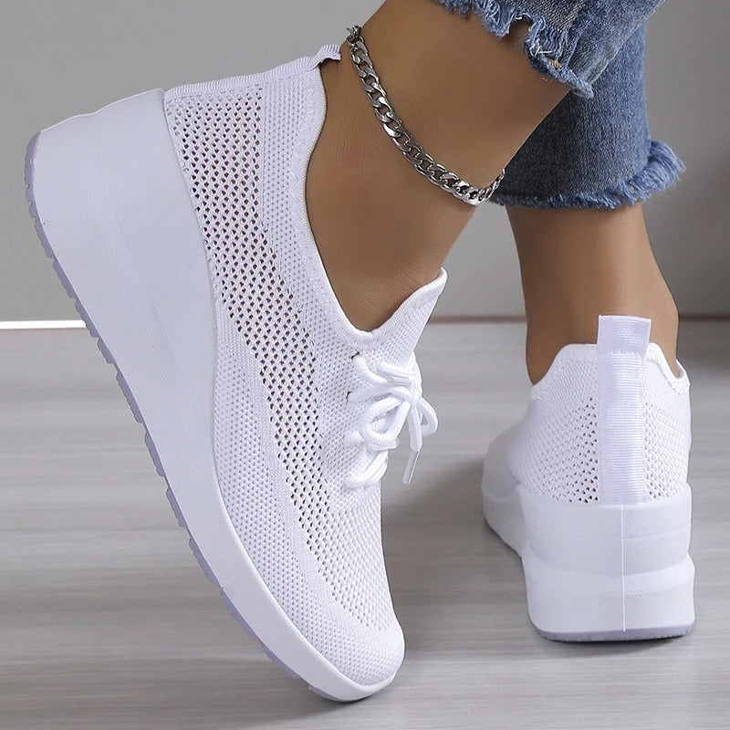 MILA - Comfortable & Orthopedic Sneakers