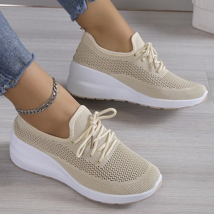 MILA - Comfortable & Orthopedic Sneakers